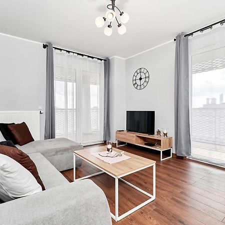 Apartment Wroclaw Sikorskiego With Free Garage By Renters Prestige Esterno foto