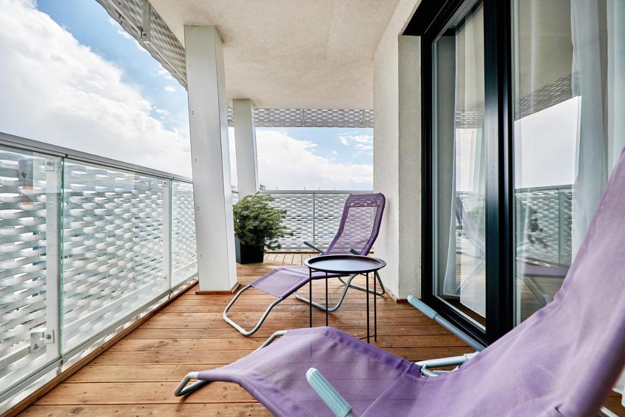 Apartment Wroclaw Sikorskiego With Free Garage By Renters Prestige Esterno foto