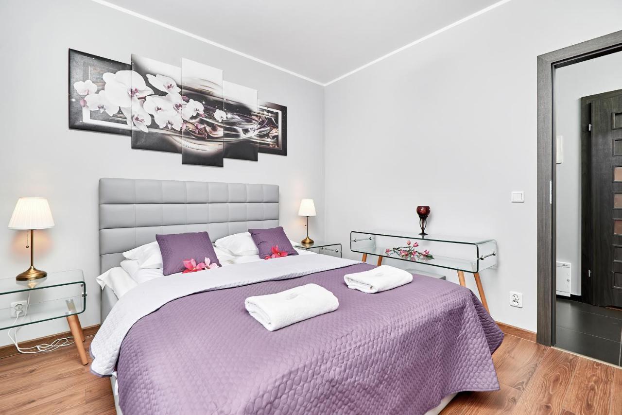 Apartment Wroclaw Sikorskiego With Free Garage By Renters Prestige Esterno foto