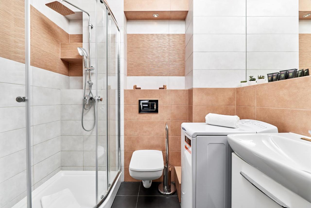 Apartment Wroclaw Sikorskiego With Free Garage By Renters Prestige Esterno foto